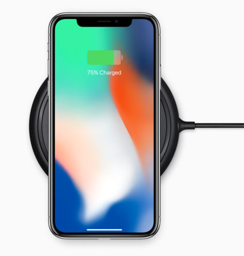 Svaki QI punjač, uključujući i Samsungov, može napuniti iPhone X.