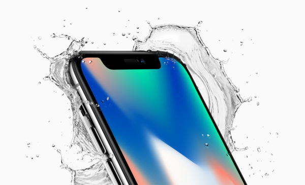 iPhone X će, kao i prethodnik, preživjeti privremena uranjanja u vodu.