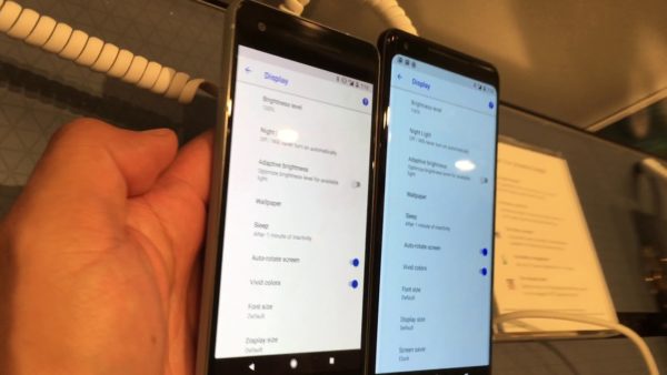 Pixel 2 vs Pixel 2 XL - plavi ekran pod kutom. Izvor: Youtube